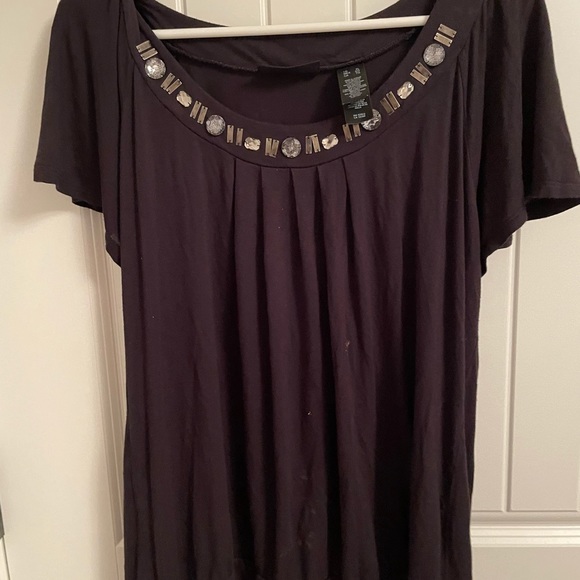 Blacktop with embellish - Picture 1 of 4